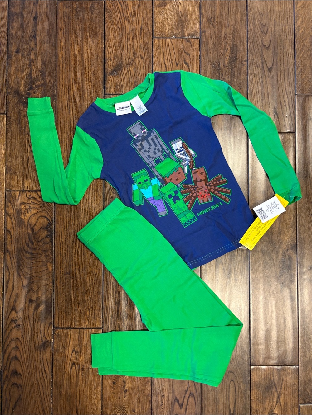 NWT Boys' Minecraft Long Sleeve Navy & Green Pajama Set